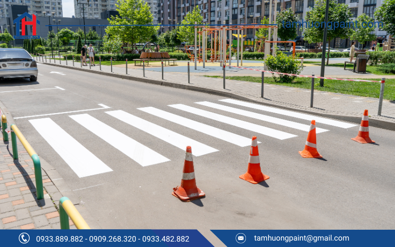 Sơn kẻ vạch giao thông đường bộ
